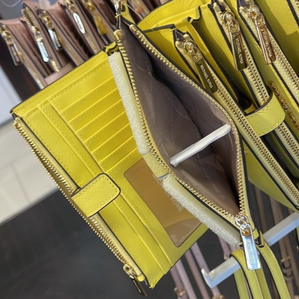 Michael Kors Jet Set Travel Large Double Zip Leather Wristlet Sunshine Yellow - Picture 8 of 16